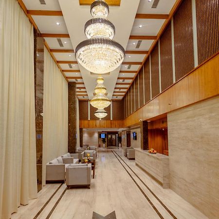 Icon Grand Hotel By Bhagini Bangalore Buitenkant foto