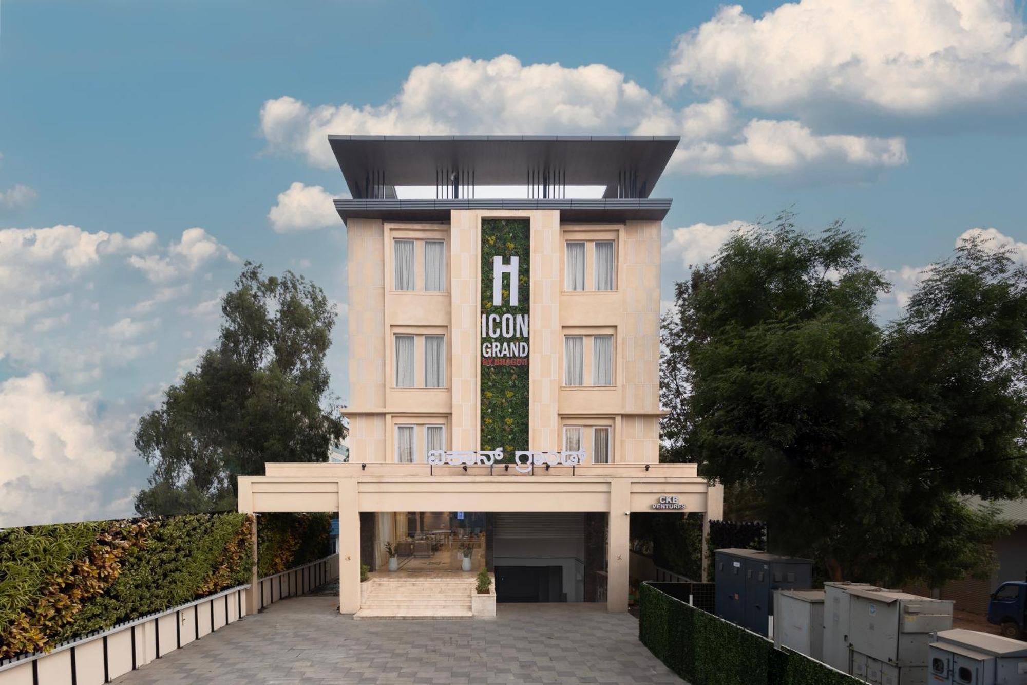 Icon Grand Hotel By Bhagini Bangalore Buitenkant foto