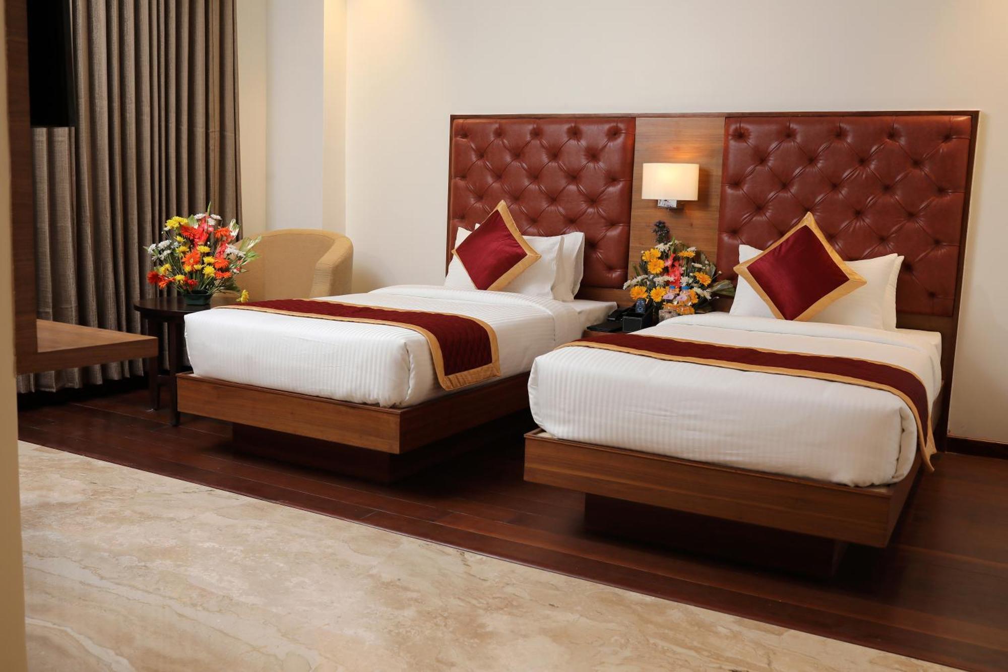 Icon Grand Hotel By Bhagini Bangalore Buitenkant foto
